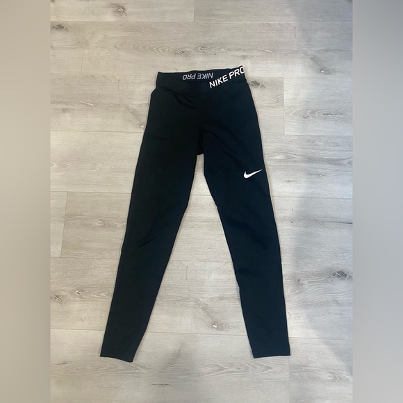 Nike Pants - Nike Pro Leggings